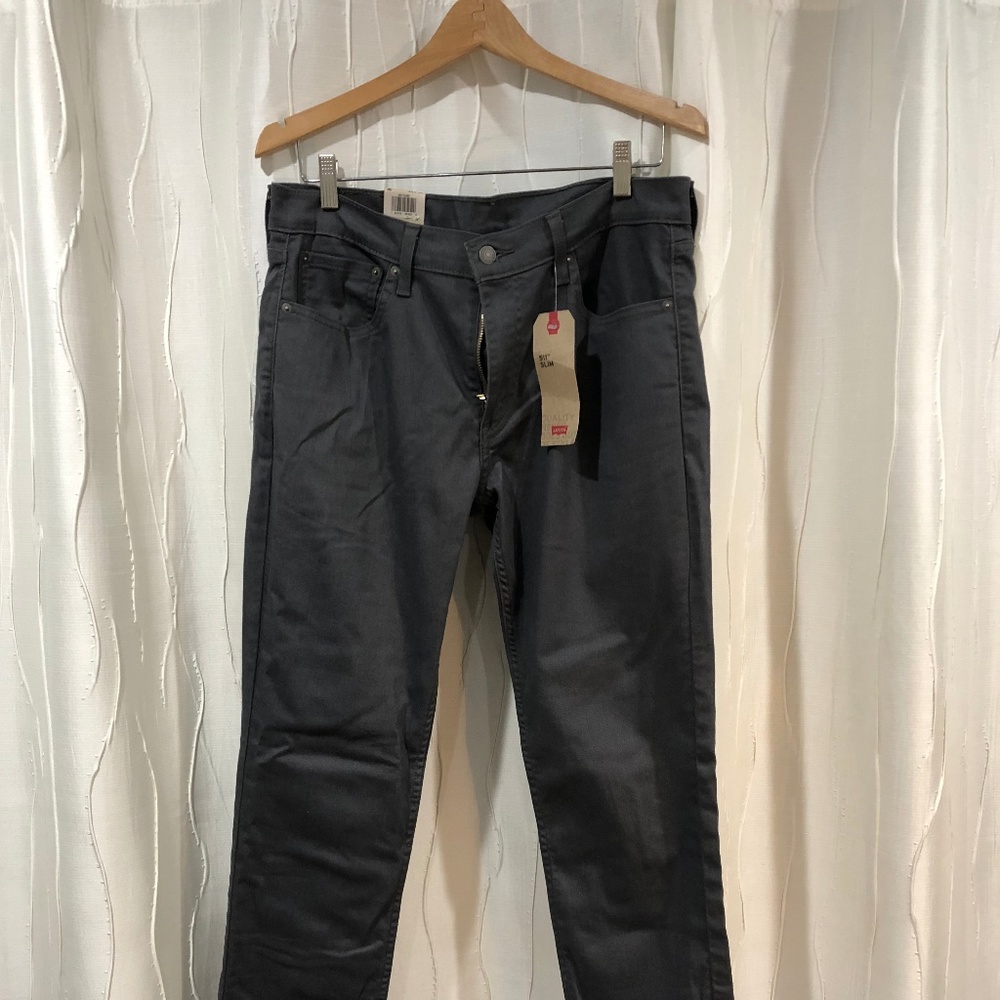 New Levi Jeans (511 SLIM)